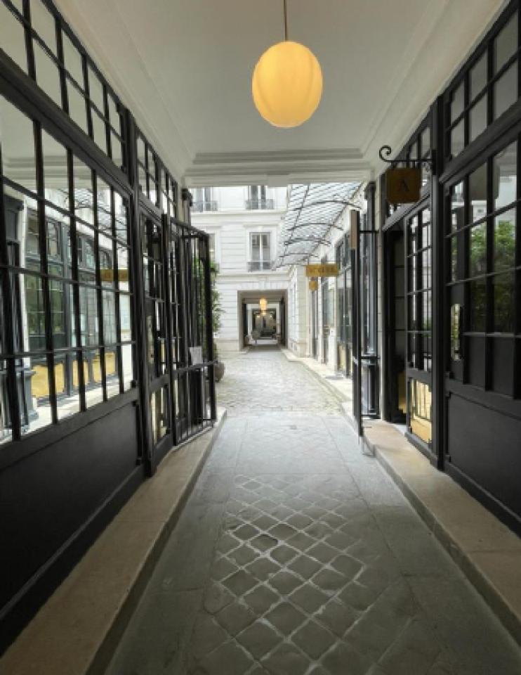 Bureau Paris 300m² Location bureau Paris OLBUR2529071 3